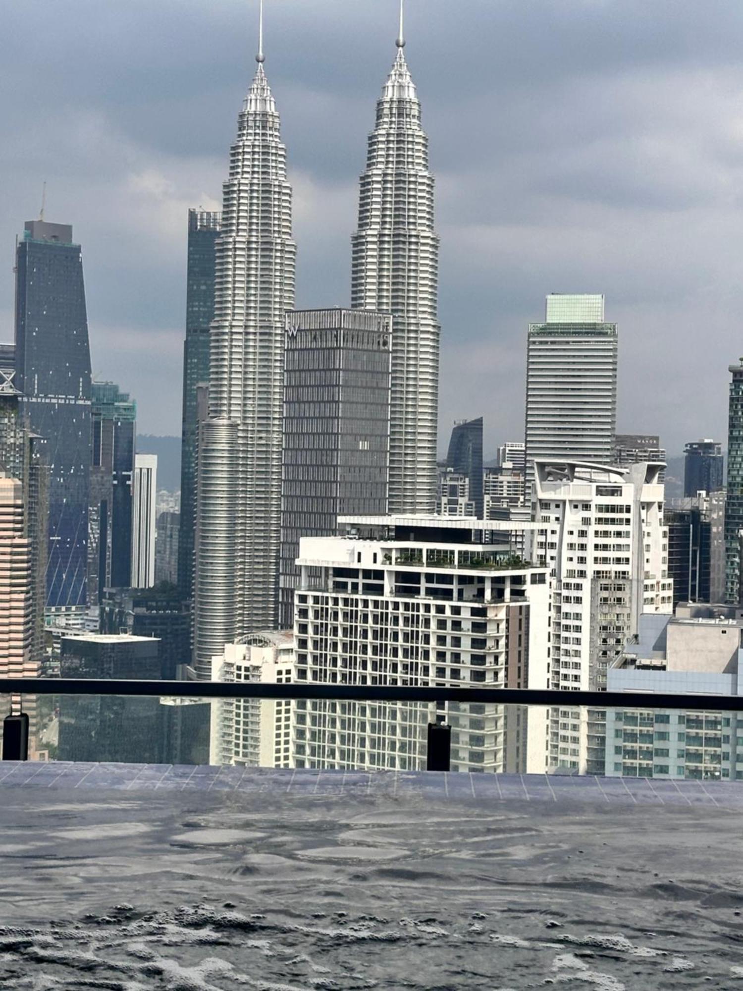 The Luxe Infinitum Klcc By Kl Malaysia Kuala Lumpur Exterior foto