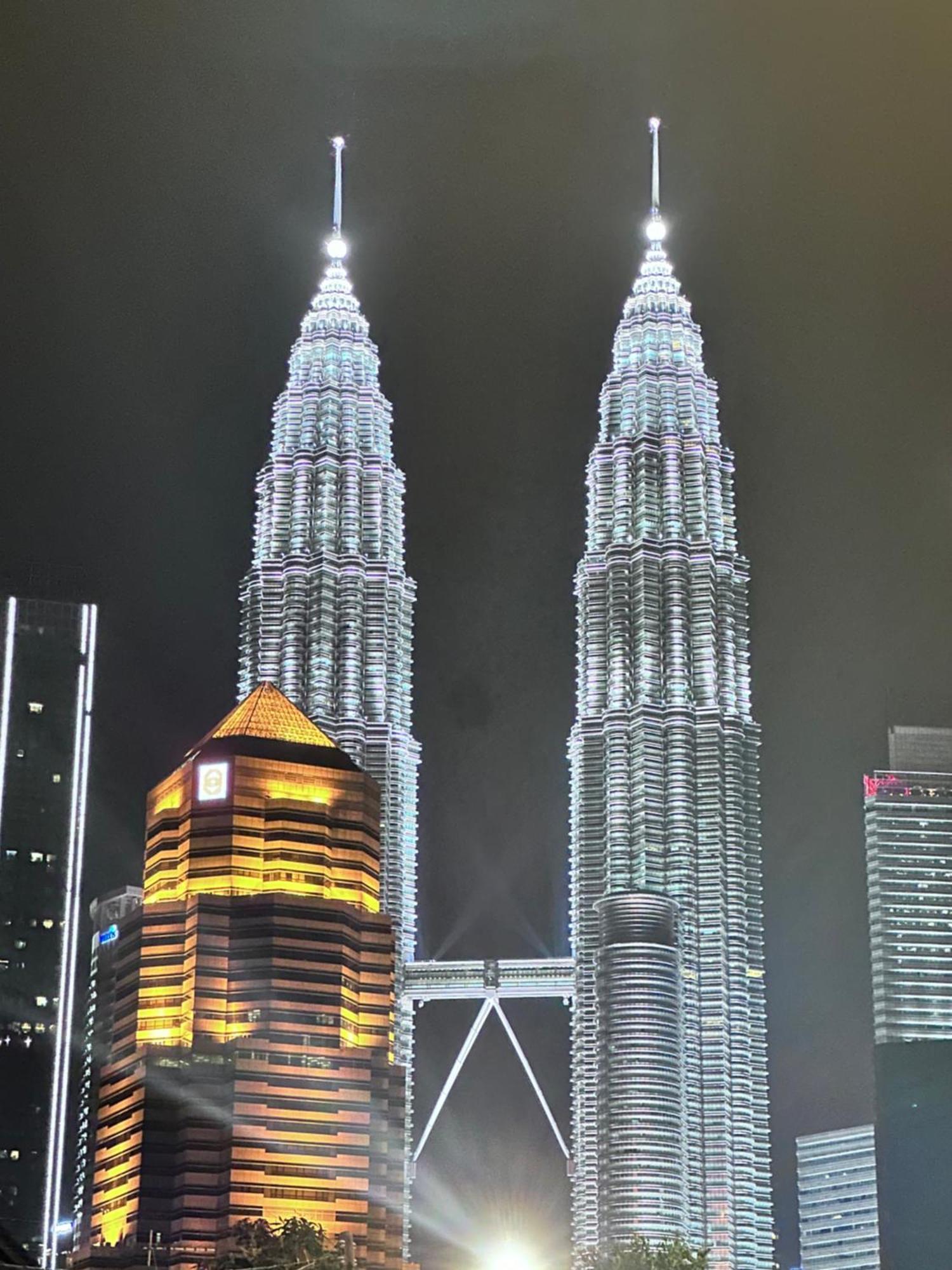 The Luxe Infinitum Klcc By Kl Malaysia Kuala Lumpur Exterior foto